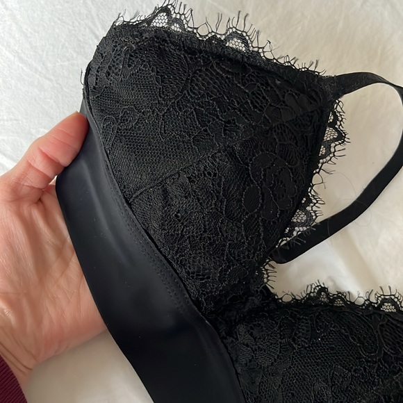 Eyelash Lace Black Bra - Picture 2 of 3